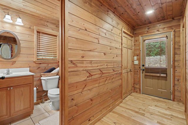482 High Street, Young Harris, GA 30582
