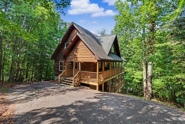 482 High Street, Young Harris, GA 30582