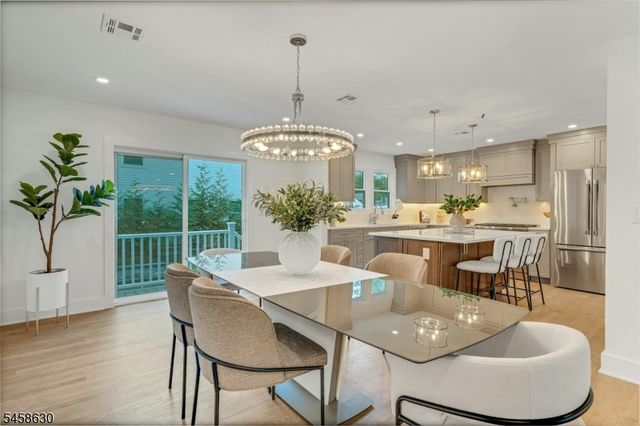 1466 Lamberts Mill Rd, Scotch Plains Twp., NJ 07076