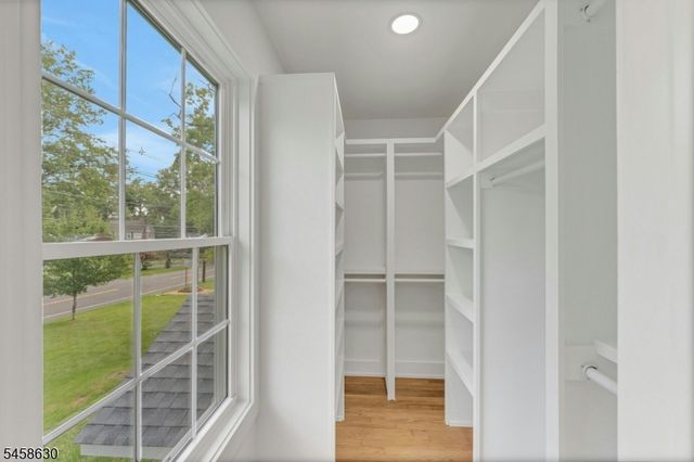 1466 Lamberts Mill Rd, Scotch Plains Twp., NJ 07076