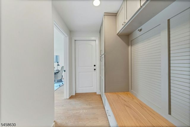 1466 Lamberts Mill Rd, Scotch Plains Twp., NJ 07076