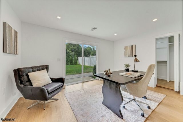 1466 Lamberts Mill Rd, Scotch Plains Twp., NJ 07076