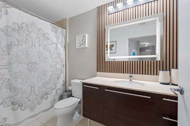 1900 N Bayshore Dr 1505, Miami, FL 33132