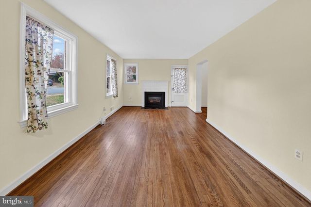 6031 9TH ST N, Arlington, VA 22205