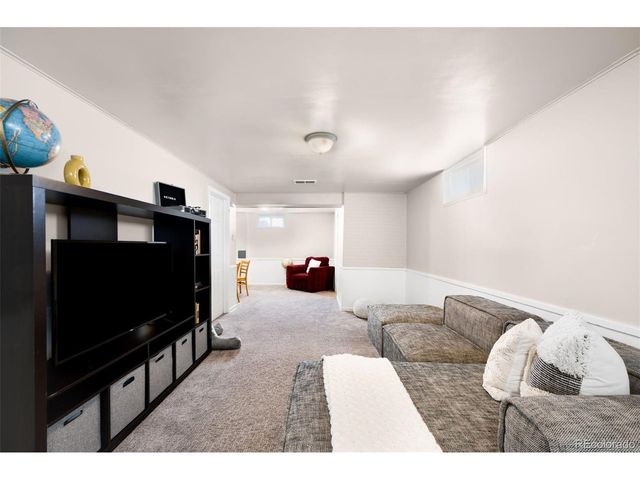 2300 Ironton St, Aurora, CO 80010