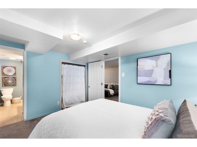 2300 Ironton St, Aurora, CO 80010