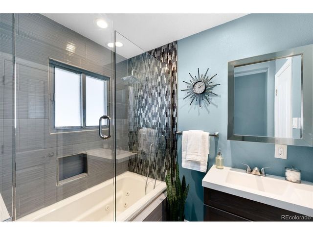 2300 Ironton St, Aurora, CO 80010