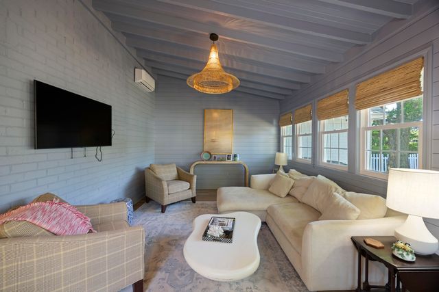 991 Governors Road, Mount Pleasant, SC 29464