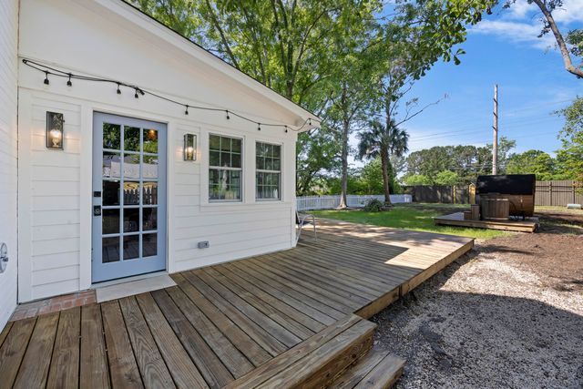 991 Governors Road, Mount Pleasant, SC 29464