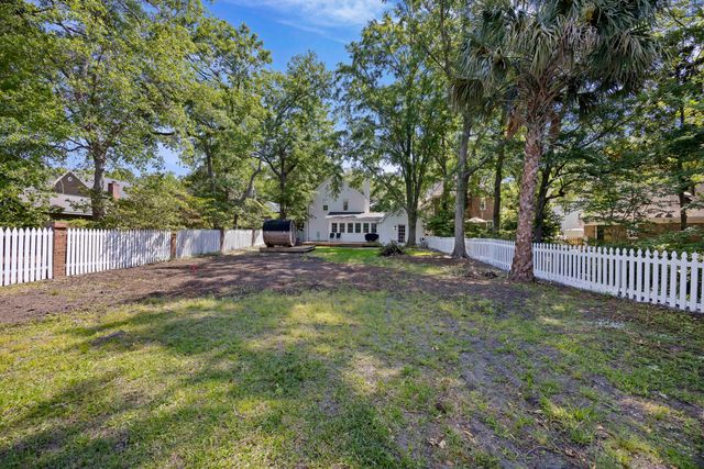 991 Governors Road, Mount Pleasant, SC 29464