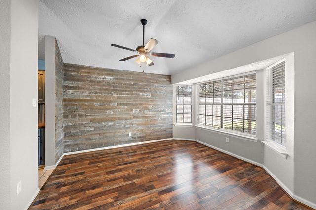 634 Spring Breeze Street, League City, TX 77573