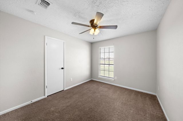 634 Spring Breeze Street, League City, TX 77573