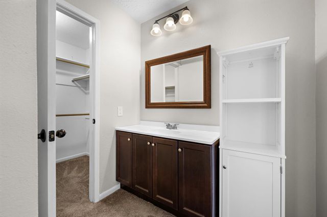 634 Spring Breeze Street, League City, TX 77573