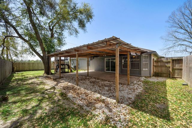 634 Spring Breeze Street, League City, TX 77573