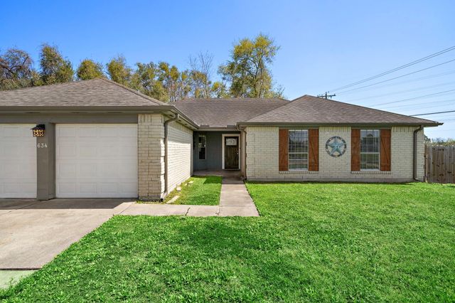 634 Spring Breeze Street, League City, TX 77573