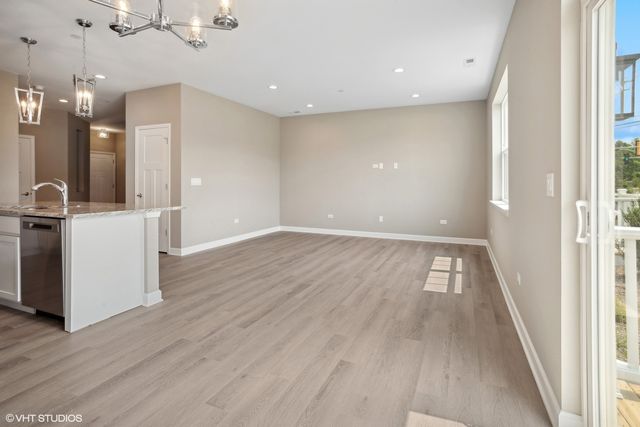 276 Masters Drive, Addison, IL 60101