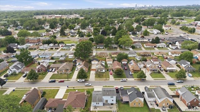 306 Collins Avenue, West Seneca, NY 14224