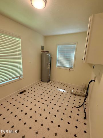 379 Minton Hollow Road, Elizabethton, TN 37643
