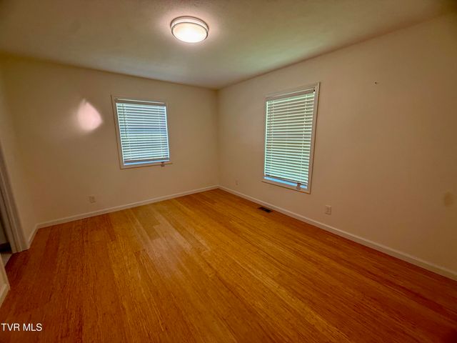 379 Minton Hollow Road, Elizabethton, TN 37643