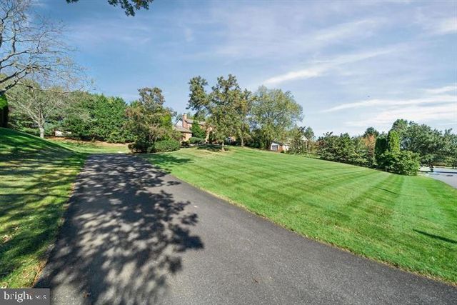 253 PEOPLES WAY, Hockessin, DE 19707