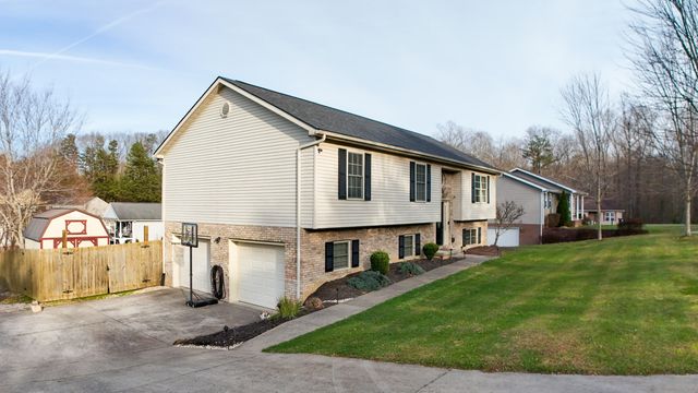 195 Stony Brook Drive, Corbin, KY 40701