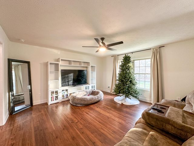 195 Stony Brook Drive, Corbin, KY 40701