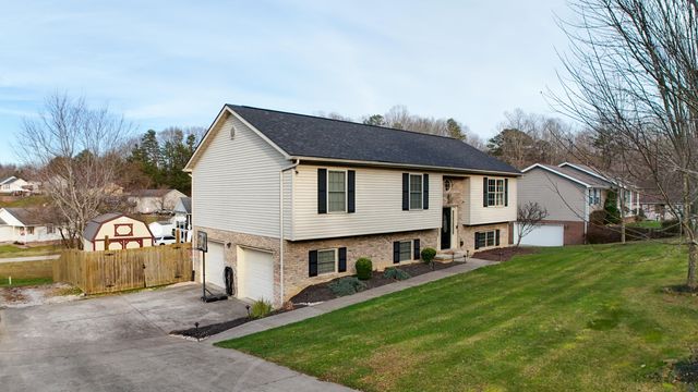195 Stony Brook Drive, Corbin, KY 40701