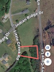 3 Little Creek RD, Moneta, VA 24121