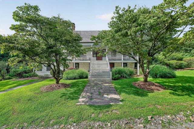 15 Inningwood Road, Ossining, NY 10562