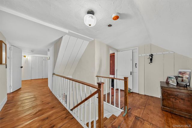 15 Inningwood Road, Ossining, NY 10562