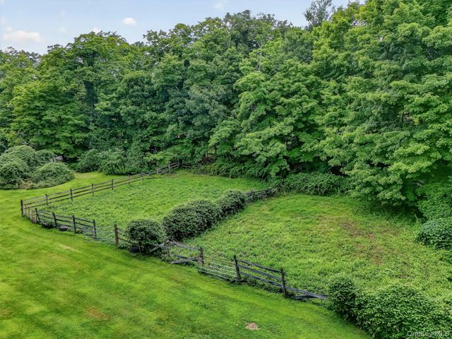 15 Inningwood Road, Ossining, NY 10562