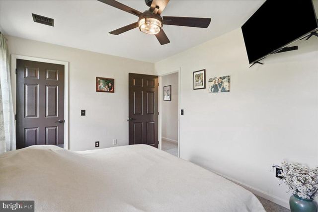 8725 GAP RD, Waynesboro, PA 17268