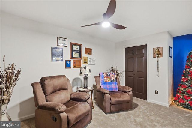 8725 GAP RD, Waynesboro, PA 17268