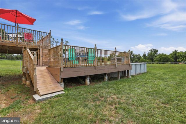 8725 GAP RD, Waynesboro, PA 17268