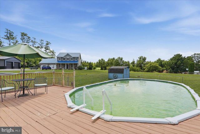 8725 GAP RD, Waynesboro, PA 17268