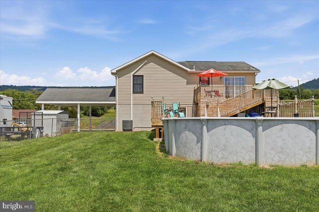 8725 GAP RD, Waynesboro, PA 17268