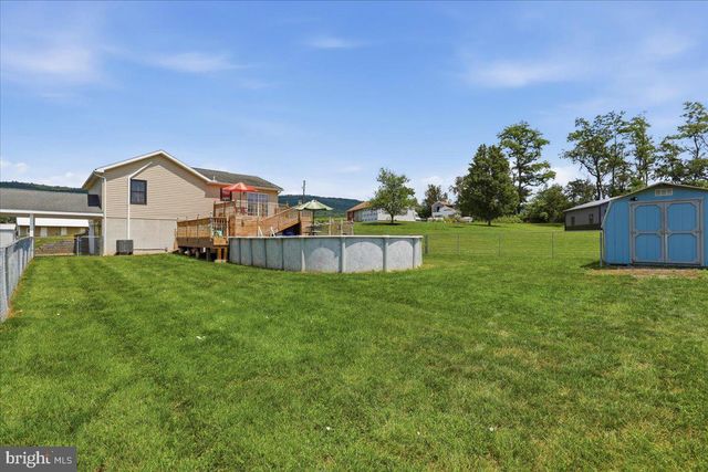 8725 GAP RD, Waynesboro, PA 17268
