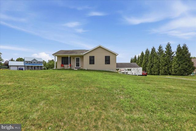 8725 GAP RD, Waynesboro, PA 17268