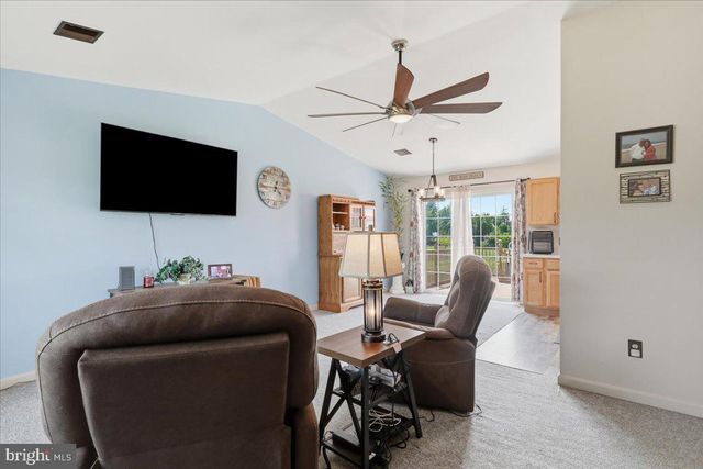 8725 GAP RD, Waynesboro, PA 17268
