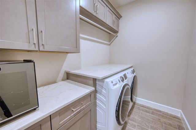 3044 FORMIA COURT, Bradenton, FL 34211