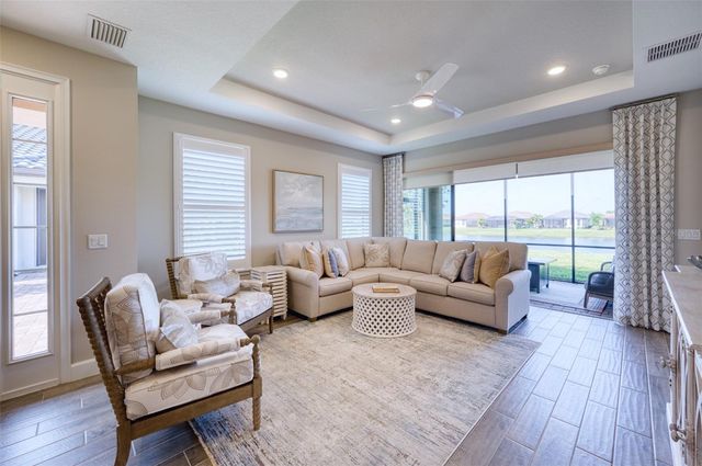 3044 FORMIA COURT, Bradenton, FL 34211