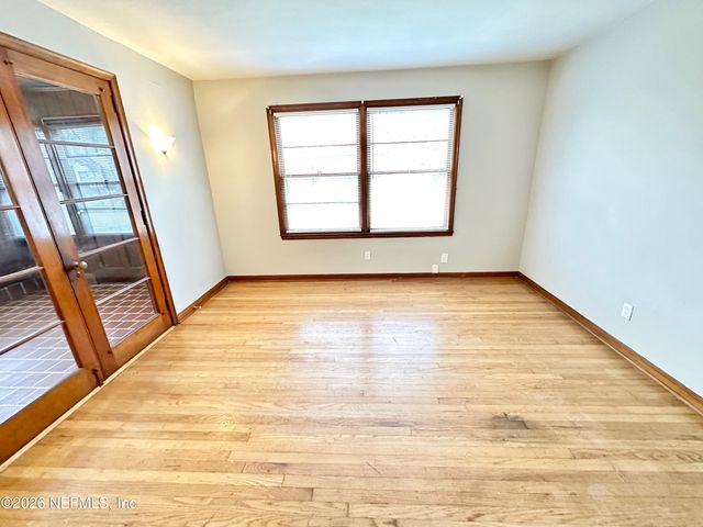 350 TROUT RIVER Drive, Jacksonville, FL 32208