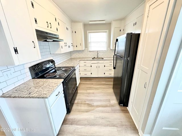 350 TROUT RIVER Drive, Jacksonville, FL 32208