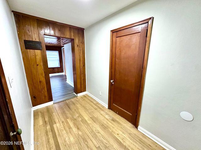 350 TROUT RIVER Drive, Jacksonville, FL 32208