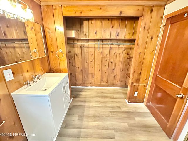 350 TROUT RIVER Drive, Jacksonville, FL 32208