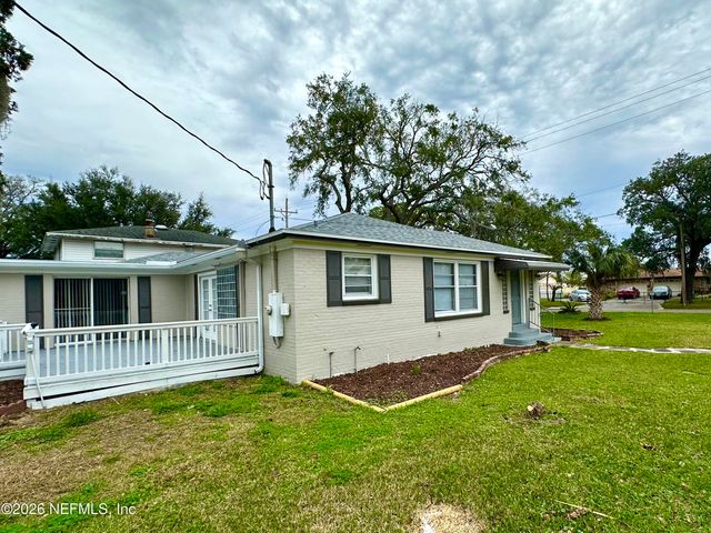 350 TROUT RIVER Drive, Jacksonville, FL 32208