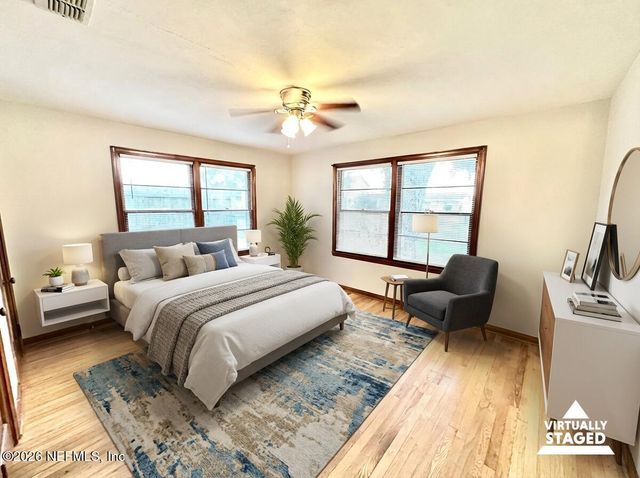 350 TROUT RIVER Drive, Jacksonville, FL 32208