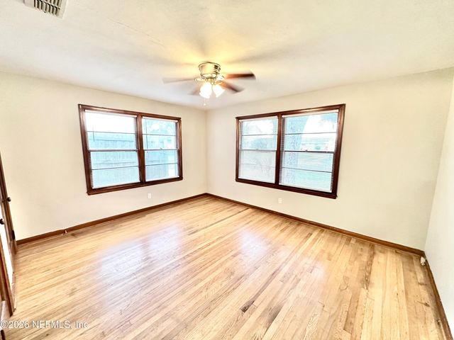 350 TROUT RIVER Drive, Jacksonville, FL 32208