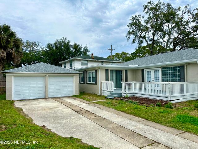 350 TROUT RIVER Drive, Jacksonville, FL 32208