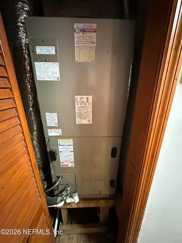 350 TROUT RIVER Drive, Jacksonville, FL 32208